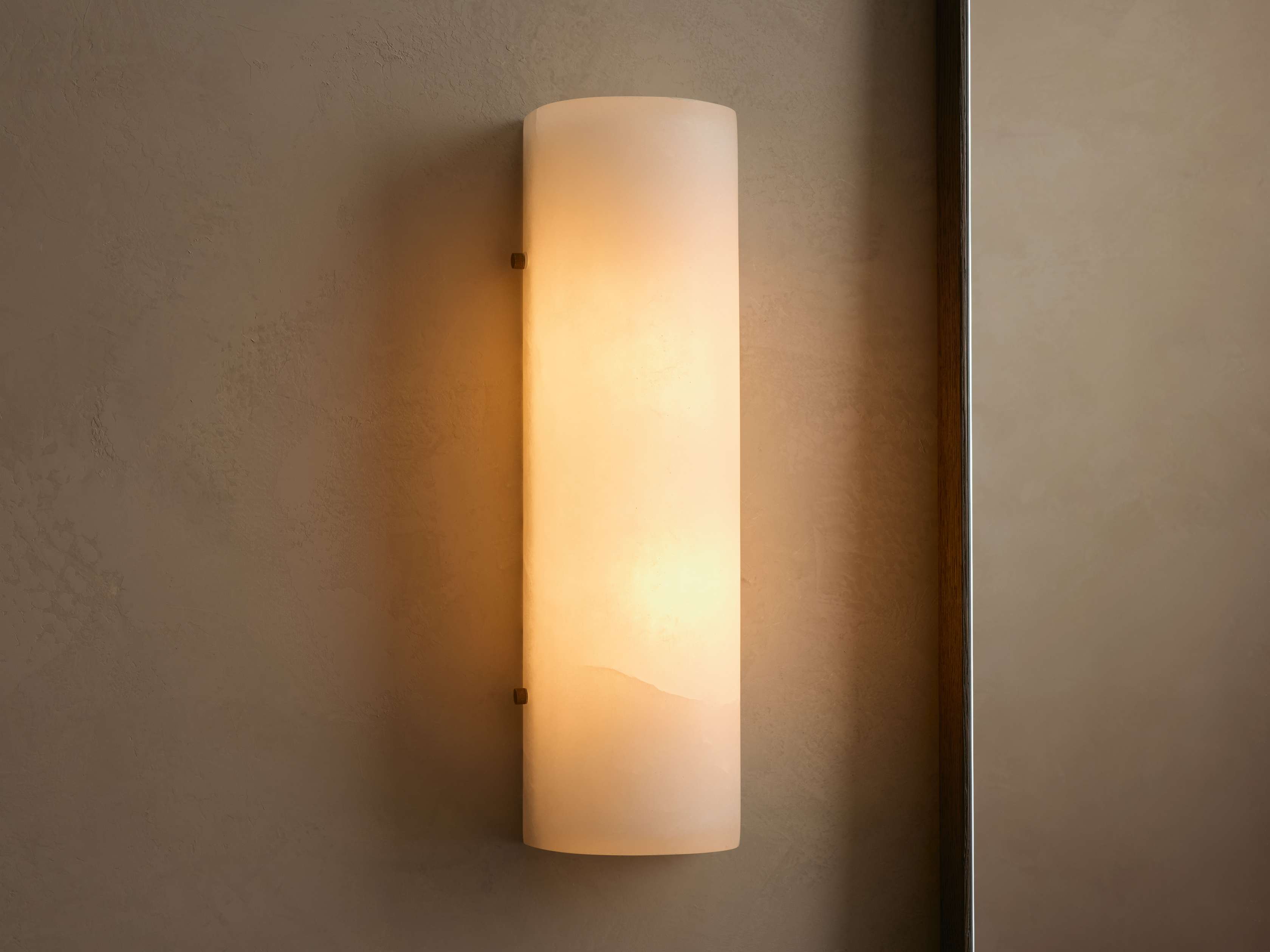 Chayla Sconce